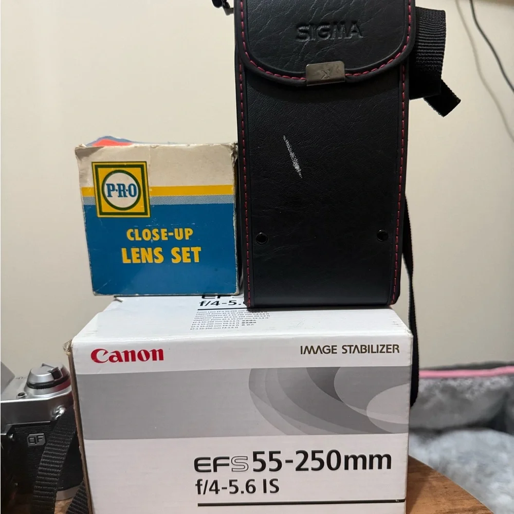 Canon Silver and Black Lens Set for Professional Photography